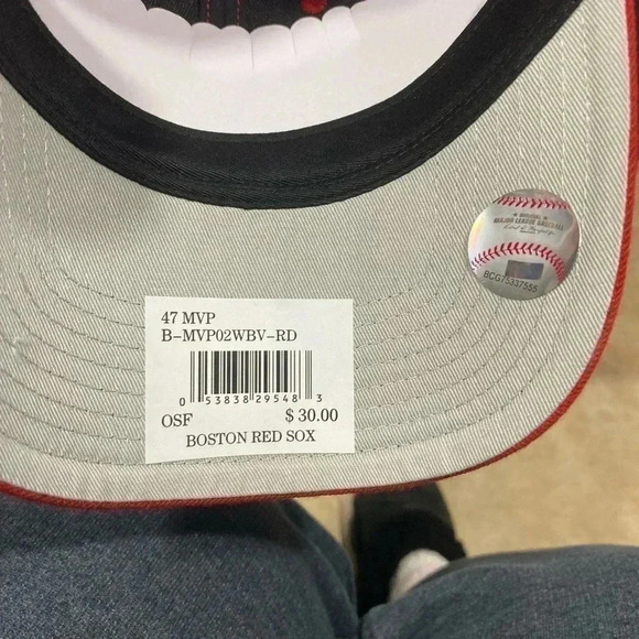 Boston Red Sox Cap - Picture 7 of 7